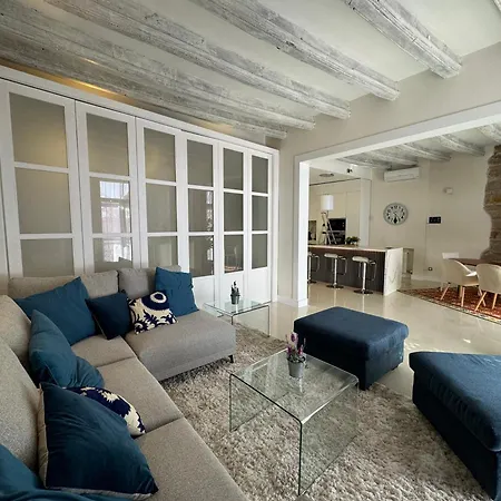 Colon Bcn 130 Mts 3 Port Vell Apartment Barcelona