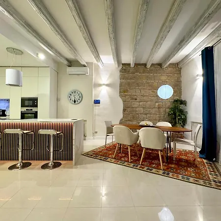 Colon Bcn 130 Mts 3 Port Vell *