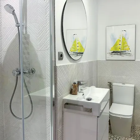 Colon Bcn 130 Mts 3 Port Vell Apartment Barcelona
