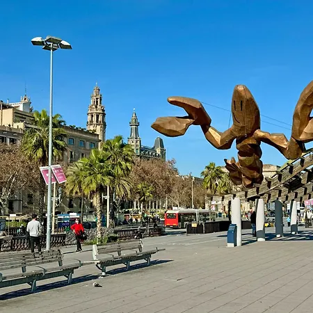 Colon Bcn 130 Mts 3 Port Vell Barcelona